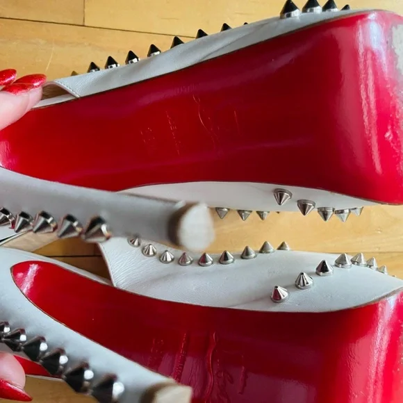 Authentic Christian Louboutin Lady Clou 150 White Studded Peep-Toe Heels